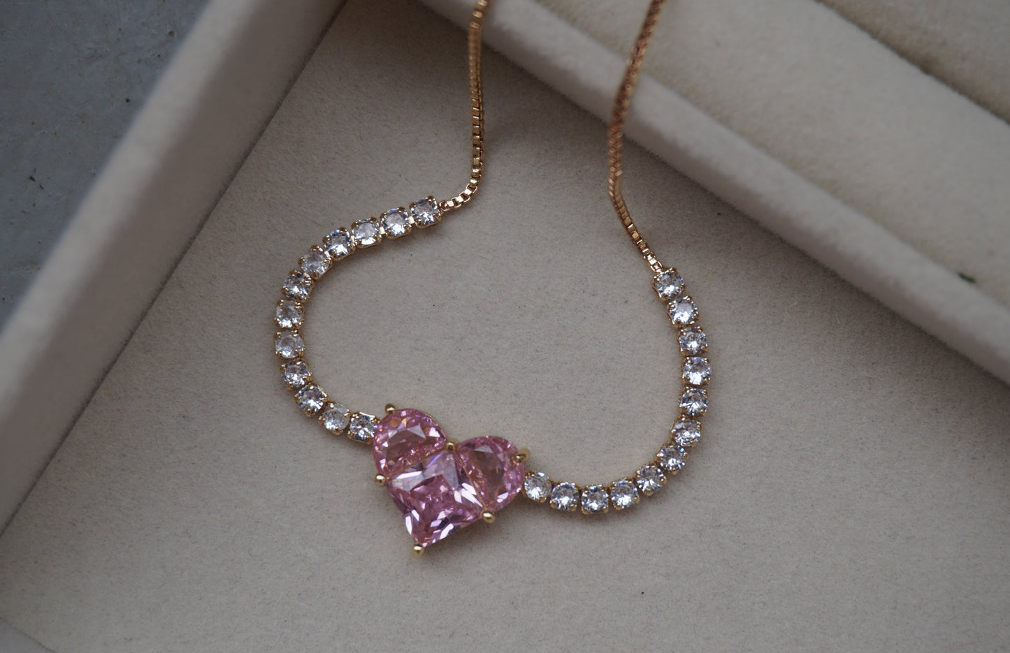 Amor Rosa Armband