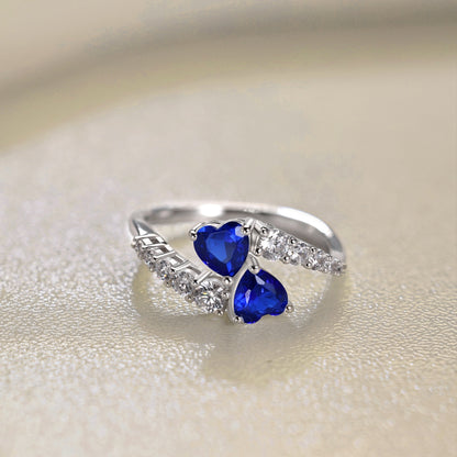 Amor Luna Ring