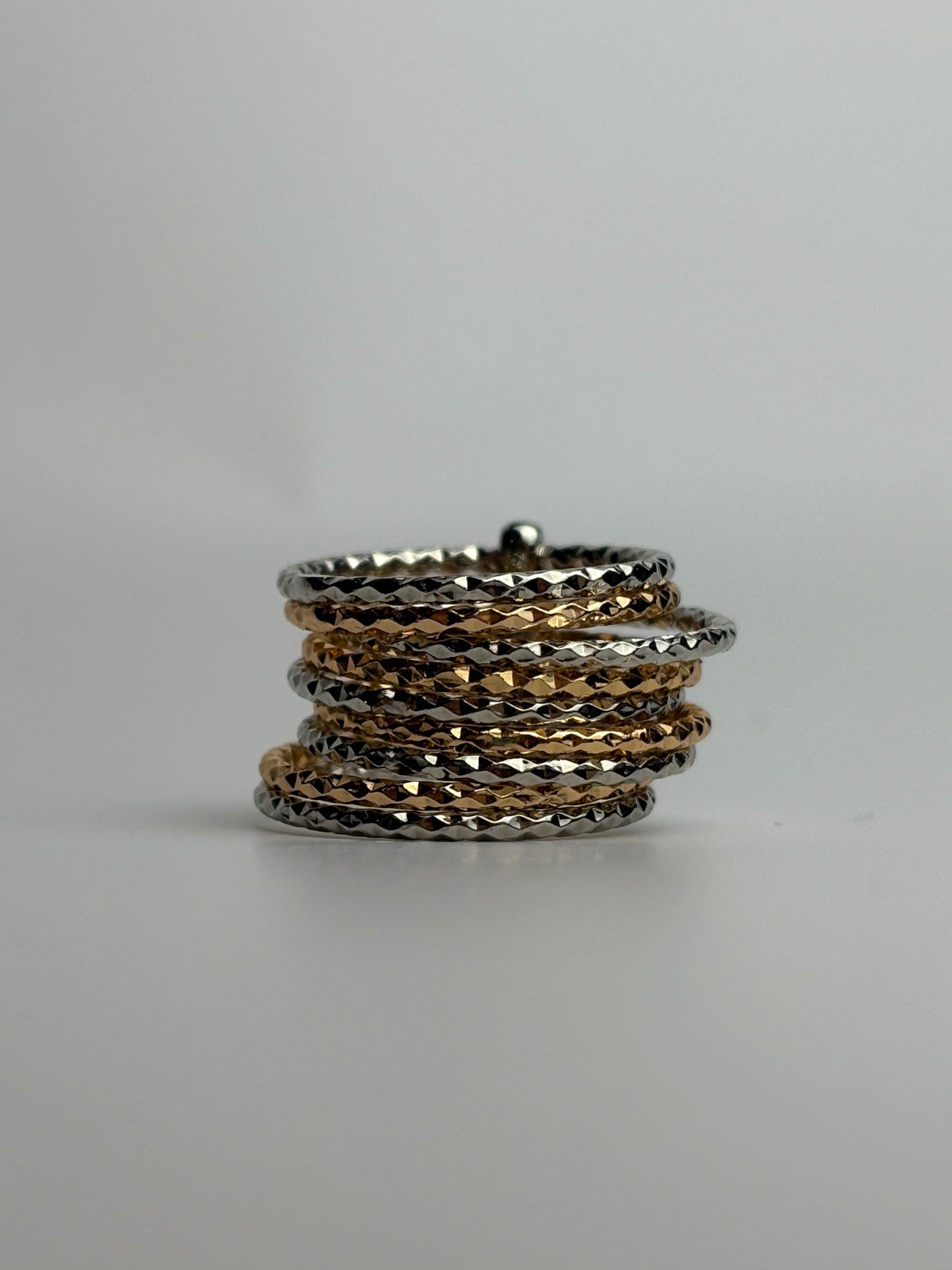 Twist-Stack Ringe